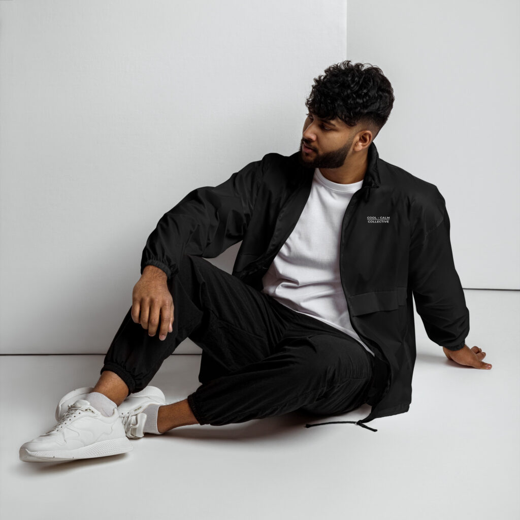 The Presence Windbreaker • Black