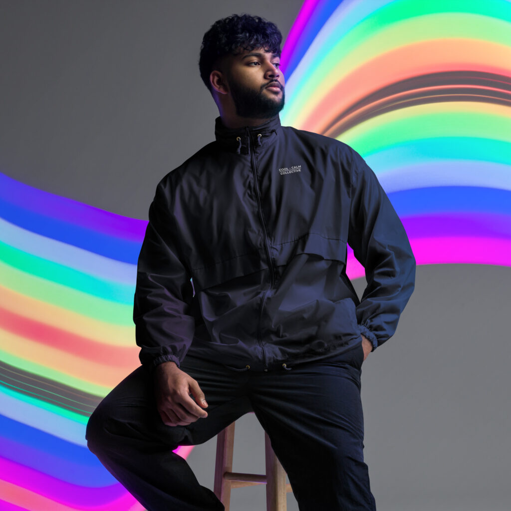 The Presence Windbreaker • Navy